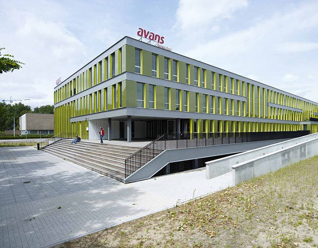 艾文思应用科学大学